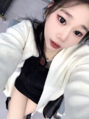 纹身精神小妹